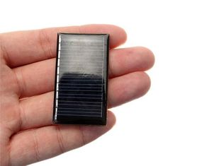 ДИИ оборудует небольшую панель солнечных батарей эпоксидной смолы/солнечный заряжатель мобильного телефона